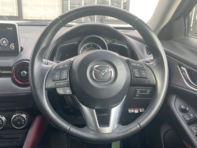 �y�����v�����X�e�A�����O�z�㎿�Ȋv���g�p���邱�ƂŁA��ɂ����������݂ƂĂ��^�]���₷���n���h���ł���