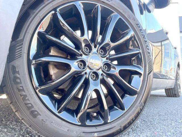 ������17�C���`�u���b�N�h���A���~�z�C�[��:�A���ԂȂ�ł͂̑�z����������x����z�C�[���Ƒ����ł�!���{�Ԃ̑���Ɋ���Ă�����ɂ����Б̊����Ē��������قǁA�������x���ł܂Ƃ܂��Ă��܂�!