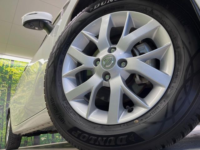 �y����15�C���`�A���~�z�C�[���z�O�ςɃ}�b�`���������A���~�z�C�[���𑕒����Ă���܂��B�e��ЊO�A���~�z�C�[����A�X�^�b�h���X�^�C�����戵�����Ă���܂��B���񂲑��k����������