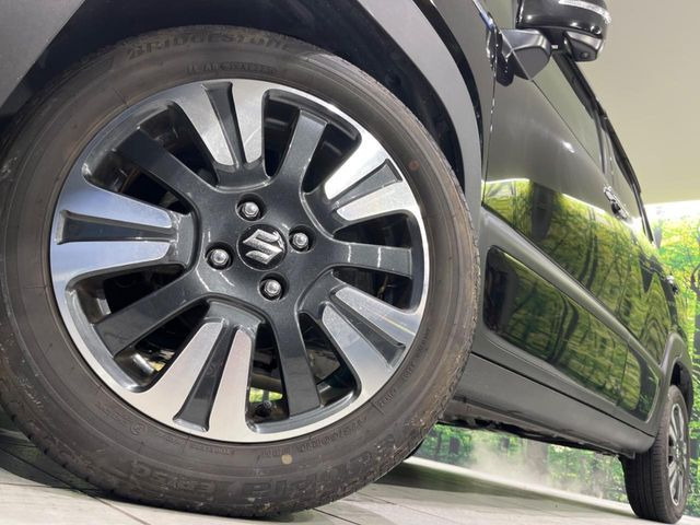 �y����16�C���`�A���~�z�C�[���z�O�ςɃ}�b�`���������A���~�z�C�[���𑕒����Ă���܂��B�e��ЊO�A���~�z�C�[����A�X�^�b�h���X�^�C�����戵�����Ă���܂��B���񂲑��k����������