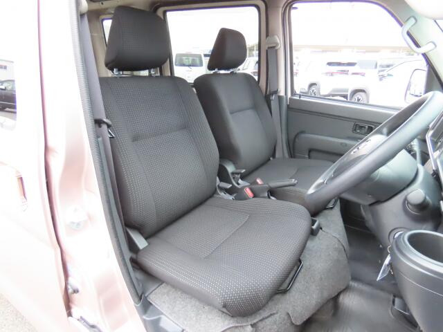 �t�����g�V�[�g����ԗǍD�ł���B�傫�ȉ�����Ȃ��A���S�ł��B����S�n�������ł���B