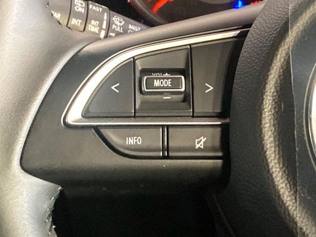 �y�X�e�A�����O�X�C�b�`�z�^�]���A�O������ڐ������炷���ƂȂ��A�I�[�f�B�I���̑��삪�\�ȕ֗��@�\!���S&���K�ȃh���C�u�����o���Ă���܂���