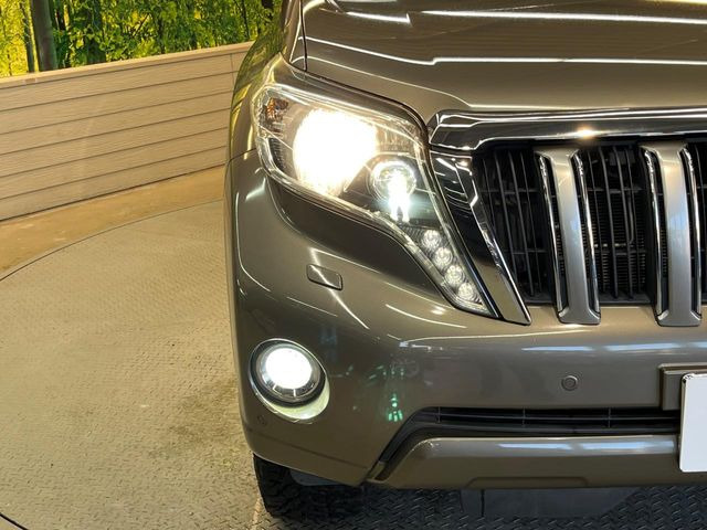 �yLED�w�b�h���C�g�z���V����ԑ��s�����ǍD�Ȏ��E���m�ۂ����S���ĉ^�]�ł��鍂�P�xLED�w�b�h���C�g�𑕔�!�_�����x�������A����d�͂��}�����Ă��܂��B