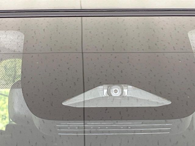 �y�g���^�Z�[�t�e�B�Z���X�z���s���ɑO���̎ԗ�����F�����A�Փ˂������Ȏ��͌x��ƃu���[�L�ŏՓˉ���Ɣ�Q�y�����A�V�X�g�B�����S�Ƀh���C�u�����y���݂��������܂��B