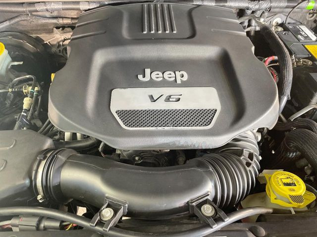 �����X�ł́A�e���[�J�[�̐�p�f�f�e�X�^�[�𓱓��B���Ǝ��i�����e�N�j�J���X�^�b�t���풓���Ă���܂��̂ŁA������̍ۂɂ����S���Ă����p���������܂��B