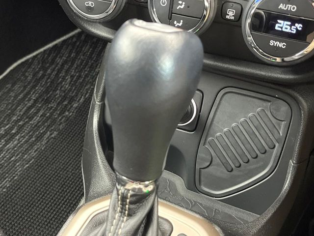 ��MT���[�h�t��AT:�ʏ�͎����ł����Ȃ���ϑ�(�M�A�`�F���W)���h���C�o�[�̑���ɂ���ĈӐ}�I�ɕς�����V�X�e���ł��B����w���i�̃h���C�u�����y���݂��������܂�!