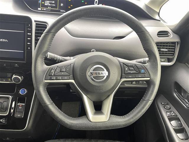 セレナ1.2 e-POWER ハイウェイスターV