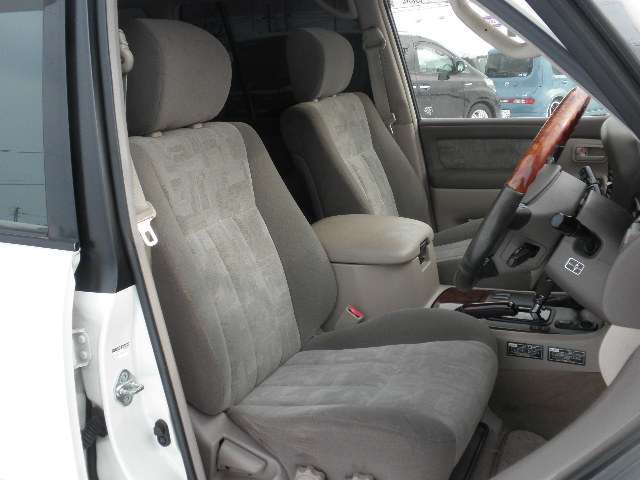 ������̃N���}�͎��O�ɃI�C�����������{���Ă���܂���