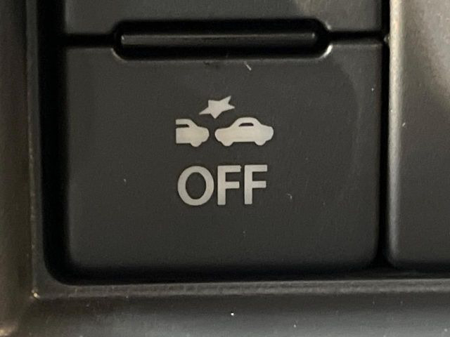 �y�X�Y�L �Z�[�t�e�B�T�|�[�g�z���s���ɑO���̎ԗ�����F�����A�Փ˂������Ȏ��͌x��ƃu���[�L�ŏՓˉ���Ɣ�Q�y�����A�V�X�g�B�����S�Ƀh���C�u�����y���݂��������܂��B