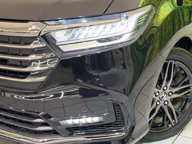 �yLED�w�b�h���C�g�z���V����ԑ��s�����ǍD�Ȏ��E���m�ۂ����S���ĉ^�]�ł��鍂�P�xLED�w�b�h���C�g�𑕔�!�_�����x�������A����d�͂��}�����Ă��܂��B