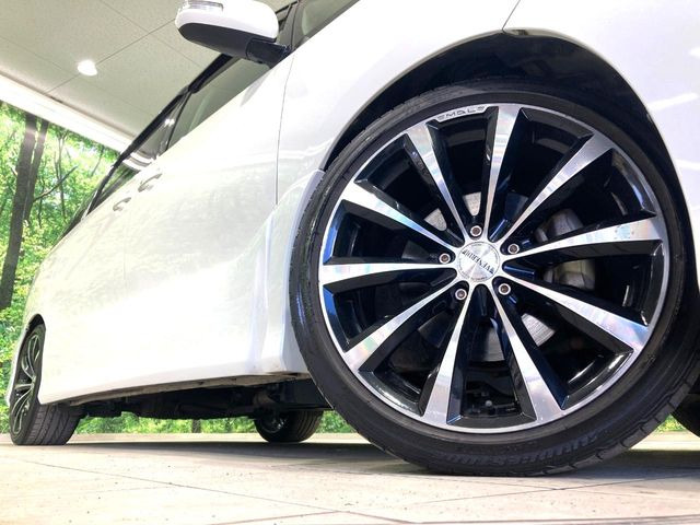 �y19�C���`�A���~�z�C�[���z�O�ςɃ}�b�`�����A���~�z�C�[���𑕒����Ă���܂��B�e��A���~�z�C�[����A�X�^�b�h���X�^�C�����戵�����Ă���܂��B���񂲑��k����������