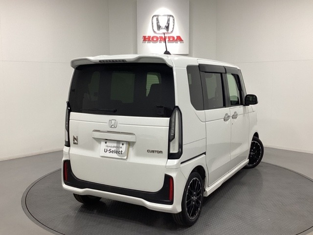 N-BOXカスタムターボ コーディネートスタイル モノトーン