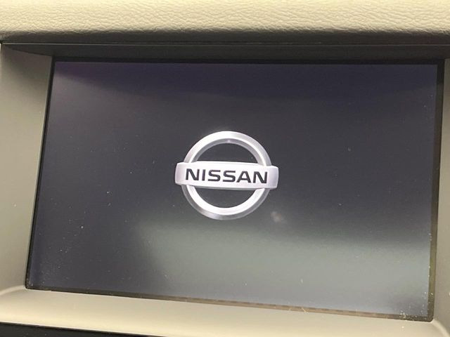 �y�����i�r�z�l�C�̏����i�r�𑕔����Ă���܂��B�i�r�̎g���₷���͂������A�I�[�f�B�I�@�\���[��!�L�����v�◷�s�͂������A�ʋ΂┃�����ȂǕ��i�̃h���C�u���y�����Ȃ�͂���