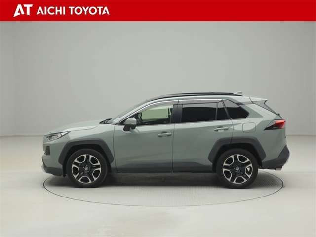 RAV42.0 アドベンチャー 4WD