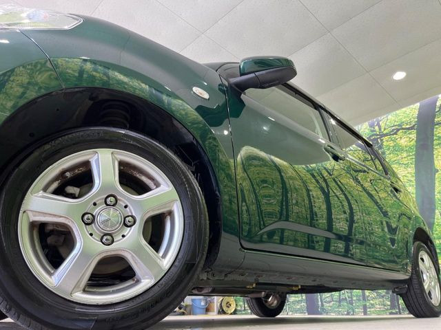 �y14�C���`�A���~�z�C�[���z�O�ςɃ}�b�`�����A���~�z�C�[���𑕒����Ă���܂��B�e��A���~�z�C�[����A�X�^�b�h���X�^�C�����戵�����Ă���܂��B���񂲑��k����������