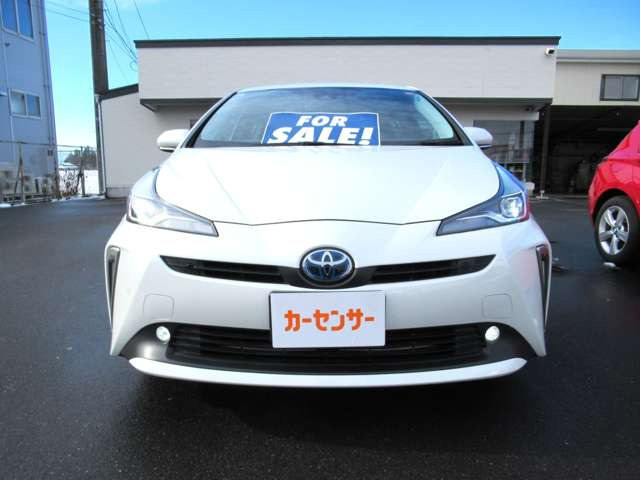 プリウス1.8 A ツーリングセレクション E-Four 4WD