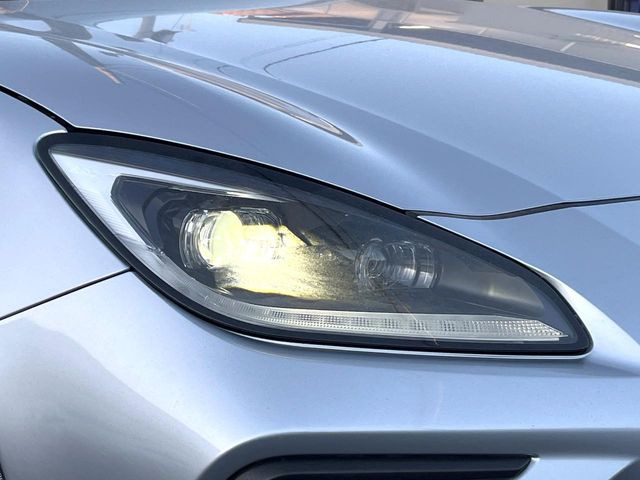 �w�b�h���C�g��e�[�������v&�A���~�z�C�[�����̊e��R�[�e�B���O���I�X�X�����Ă���܂��B�����Y�����̉��΂݂≘���}���A���ꂢ�ȏ�Ԃ������e�i���X���X�ŕۂĂ܂���