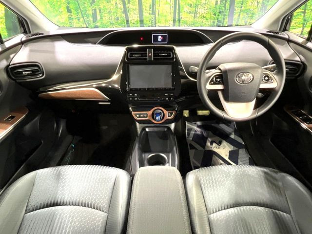 プリウス1.8 S セーフティ プラス