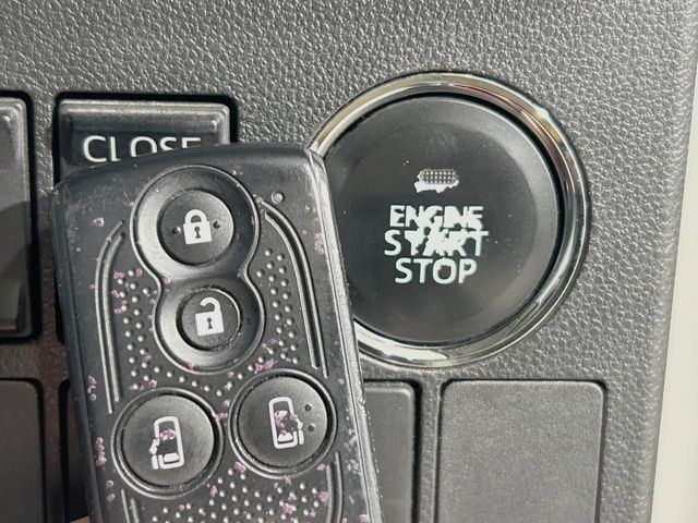 �y�L�[�t���[�V�X�e���z�J�o����|�P�b�g�ɓ��ꂽ�܂܂ł��h�A�̎{���E�������\�ȃX�}�[�g�L�[�𑕔��B�G���W���̃I���E�I�t�����J�M�����o���K�v����������Ƃ��Ă��֗��ł���