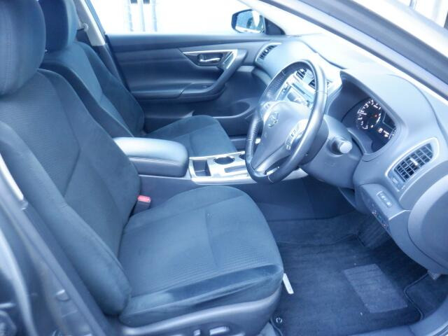 �t�����g�V�[�g����ԗǍD�ł���B�傫�ȉ�����Ȃ��A���S�ł��B����S�n�������ł���B