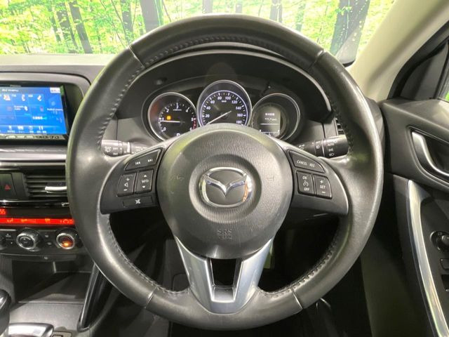 �y�����v�����X�e�A�����O�z�㎿�Ȋv���g�p���邱�ƂŁA��ɂ����������݂ƂĂ��^�]���₷���n���h���ł���