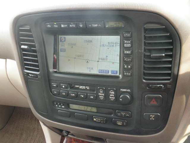 ���ۂɌ��Ă���������΂��̎Ԃ̗ǂ����`��邩�Ǝv���܂��̂ŁA���Ј�x�����X��������!