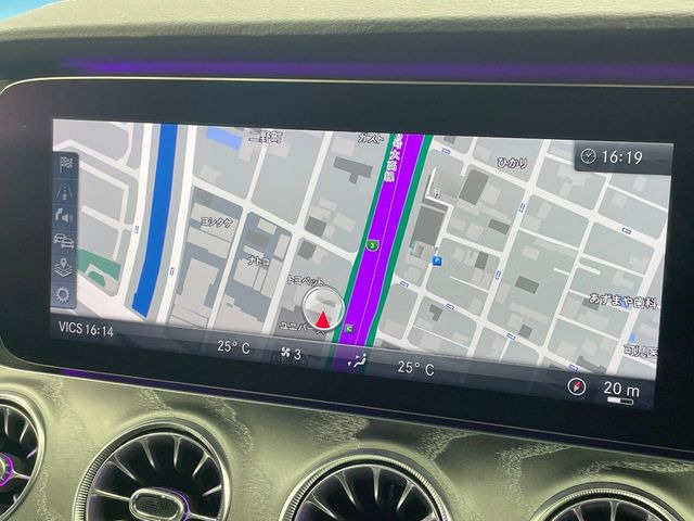 �������i�r:��̊��̂���i�r�́A����������ԓ������o���Ă���܂��BBluetooth�Đ��ȂǃI�[�f�B�I�@�\���[�����Ă���܂��̂ŁA�^�]�����y���߂܂���