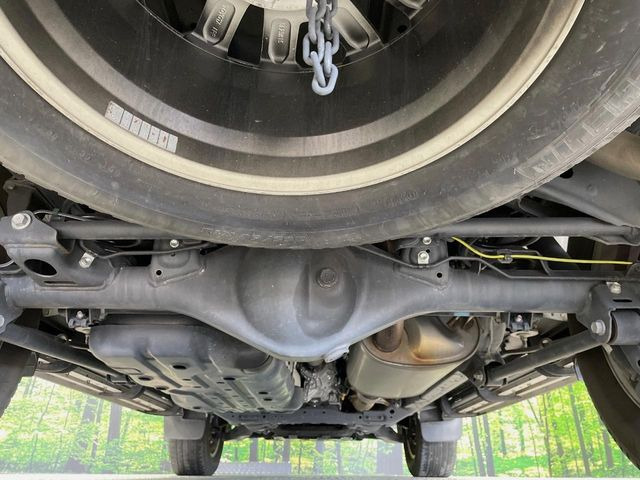 下回りがきれいなうちに、防錆加工の施工がオススメ。降雪地域はもちろん、沿岸部にお住いの方や、趣味でマリン・ウィンタースポーツをされる方にご好評いただいております。