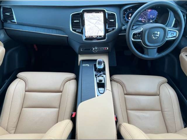 XC90アルティメット B5 AWD 4WD