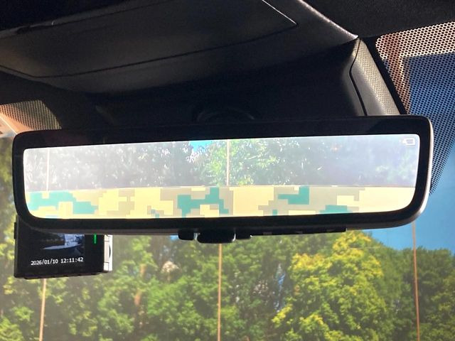 �y�f�W�^���C���i�[�~���[�z��Ȃ̑傫�ȉו��⓯��҂Ō�����m�F���Â炢���ł����S!�J�������B�e�����ԗ�����̉f�������[���~���[���ɕ\���B�N���A�Ȏ��E�ŏ󋵂̊m�F���\�ł�!