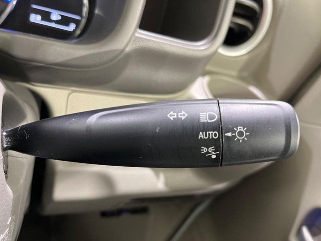 �y�I�[�g���C�g�z����̖��邳�ɉ����Ď����Ńw�b�h���C�g�̓_���E�������ł���@�\�ł�!���C�g�̕t���Y��E�����Y��Ȃǂ������Ȃ�A�J�̓���[���̑��s�����S!�g���l���ʉߎ����֗��ł��ˁ�