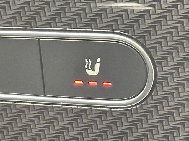 ���t�����g�V�[�g�q�[�e�B���O:�^�]�ȁE����ȋ��ɎO�i�K�Œ��߂��\�ȃV�[�g�q�[�^�[�𑕔����Ă���܂��B�G�߂��킸���K�ɂ��g�p���������܂��B