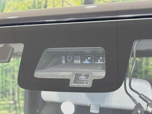 �y�X�Y�L �Z�[�t�e�B�T�|�[�g�z���s���ɑO���̎ԗ�����F�����A�Փ˂������Ȏ��͌x��ƃu���[�L�ŏՓˉ���Ɣ�Q�y�����A�V�X�g�B�����S�Ƀh���C�u�����y���݂��������܂��B