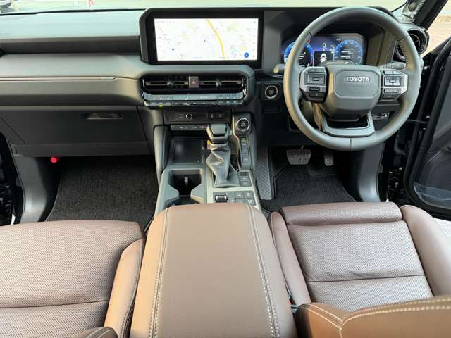 12.3�C���`�^�b�`�p�l���f�B�X�v���C�ET�R�l�N�g�E�i�r�ETV�EUSB�EHDMI(�~���[�����N�\�ł�)