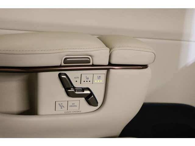 �ڂ����I�v�V������ڍׂ͕��Ќ����z�[���y�[�W������������������܂��B