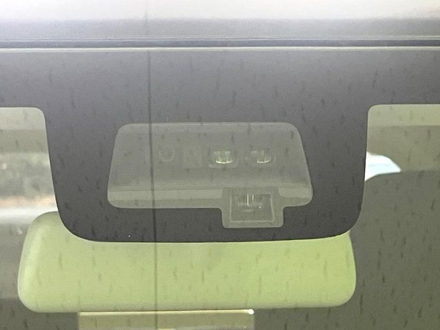 �y�X�Y�L �Z�[�t�e�B�T�|�[�g�z���s���ɑO���̎ԗ�����F�����A�Փ˂������Ȏ��͌x��ƃu���[�L�ŏՓˉ���Ɣ�Q�y�����A�V�X�g�B�����S�Ƀh���C�u�����y���݂��������܂��B