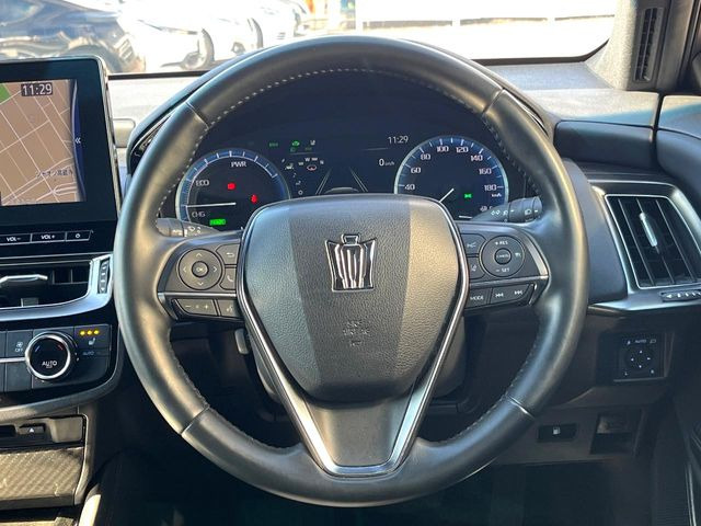 �y�����v�����X�e�A�����O�z�㎿�Ȋv���g�p���邱�ƂŁA��ɂ����������݂ƂĂ��^�]���₷���n���h���ł���