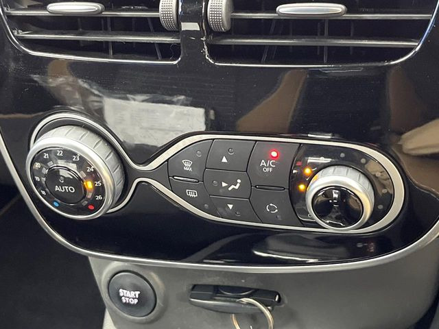 ���I�[�g�G�A�R��:�œK�ȉ��x��ۂ悤�ɃI�[�g�Œ��߉\�ł���