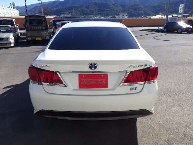 クラウンアスリートハイブリッド 2.5