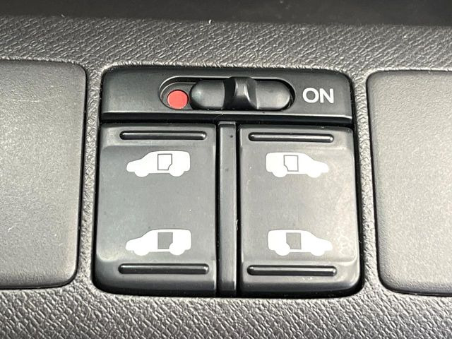 �y�����p���[�X���C�h�h�A�z�X�}�[�g�L�[��^�]�Ȃ̃X�C�b�`�Ō�ȗ����X���C�h�h�A�̊J���\���d��������͂����ăh�A���J����K�v�������A�����Ȃ��q�l�ł��ȒP�ɊJ���߂ł����K�ł���