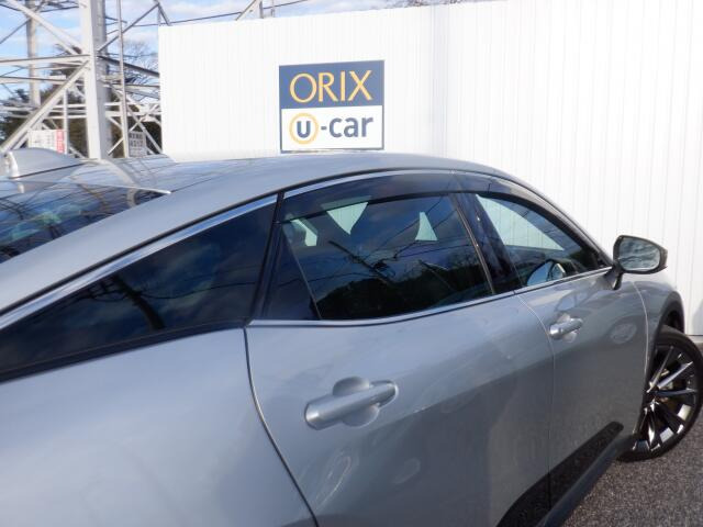 雨の日に役立つドアバイザー♪