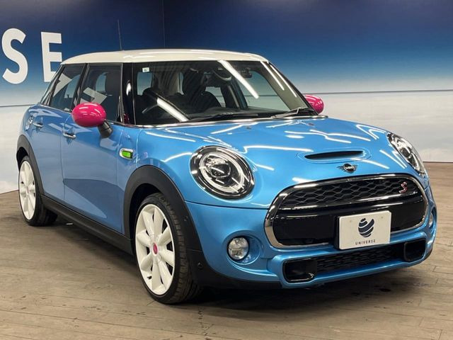 �������t�т̕ۏ؂̑��A���S�̍Œ�3�N�E���s�������ۏ�(�L��)�����p�ӁB�A���Ԃ����S���Ă��y���݂���������l�A�ۏؓ��e���[���͂������A�����_��&�I�C�������⃍�[�h�T�[�r�X���t�т��Ă���܂��B