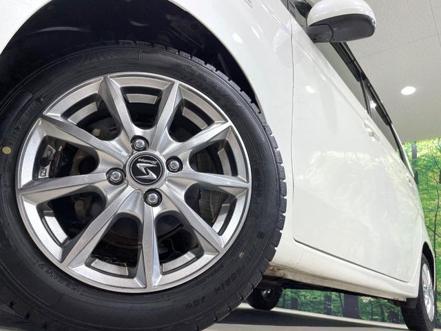 �y14�C���`�A���~�z�C�[���z�O�ςɃ}�b�`�����A���~�z�C�[���𑕒����Ă���܂��B�e��A���~�z�C�[����A�X�^�b�h���X�^�C�����戵�����Ă���܂��B���񂲑��k����������