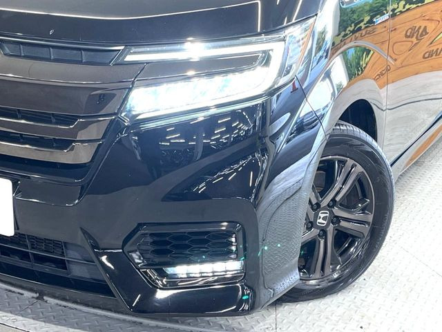 �yLED�w�b�h���C�g�z���V����ԑ��s�����ǍD�Ȏ��E���m�ۂ����S���ĉ^�]�ł��鍂�P�xLED�w�b�h���C�g�𑕔�!�_�����x�������A����d�͂��}�����Ă��܂��B