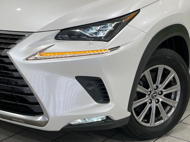 �y�O��LED�w�b�h���C�g�z�X�^�C���b�V���Ȍ����ڂ̎O��LED�w�b�h���C�g�𑕔���X�^�C�������łȂ��A��Ԃ̑��s�����E�ǍD�ň��S���Ă���肢�������܂��B