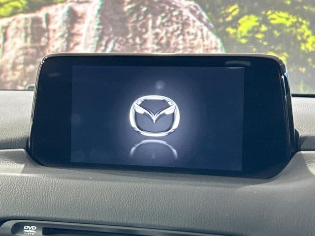 �y�}�c�_�R�l�N�g�i�r�z�ԓ��̕��͋C�Ƀ}�b�`������̌^�^�C�v�̃i�r�B�e����q�ݒ��Bluetooth�Đ����A�l�X�ȋ@�\���y���߂܂��B�����I�ȃ_�C�������삪�\�ŁA�g��������ǍD�ł��B