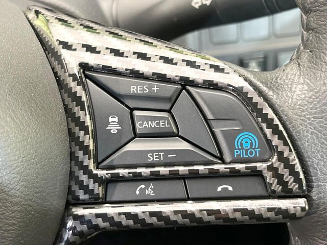 �y�v���p�C���b�g�z�������H�ł̒��������s���y��!!�a�؎��Ə��񑖍s�̃V�[���ŁA�A�N�Z���E�u���[�L�E�X�e�A�����O�������Ő��䂵�A�������^�]�̕��S���y�����Ă���܂���