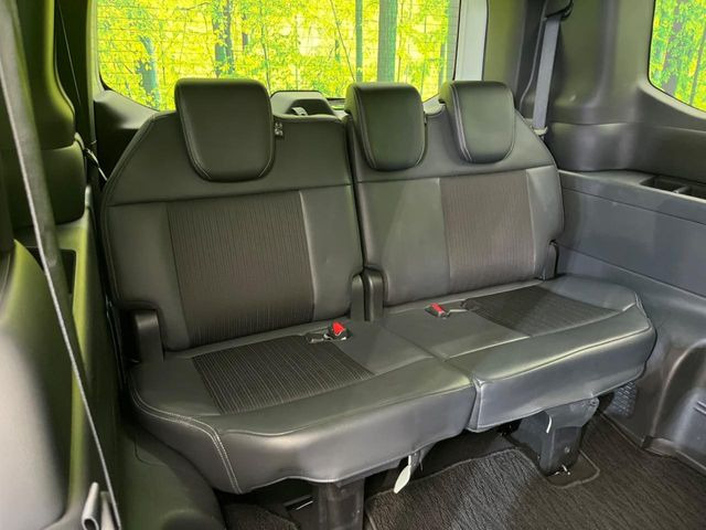 3��ڃV�[�g�͂�������ԗǍD����l�ł��������ƍ����Ē����܂��̂ŁA��l���ł̂��o���������N���N�ł��􂲉Ƒ��ŁA�C�̒m�ꂽ���ԂŁA�h���C�u�ɍs���̂��y���݂ł��ˁ�