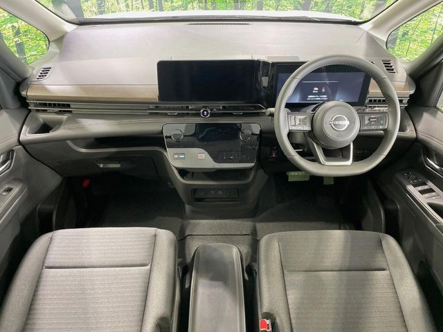 セレナ1.4 e-POWER ハイウェイスターV