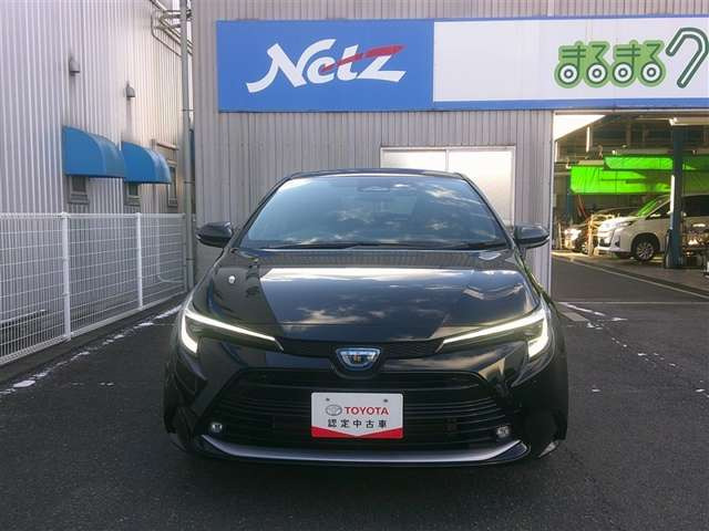 カローラツーリング1.8 ハイブリッド W×B